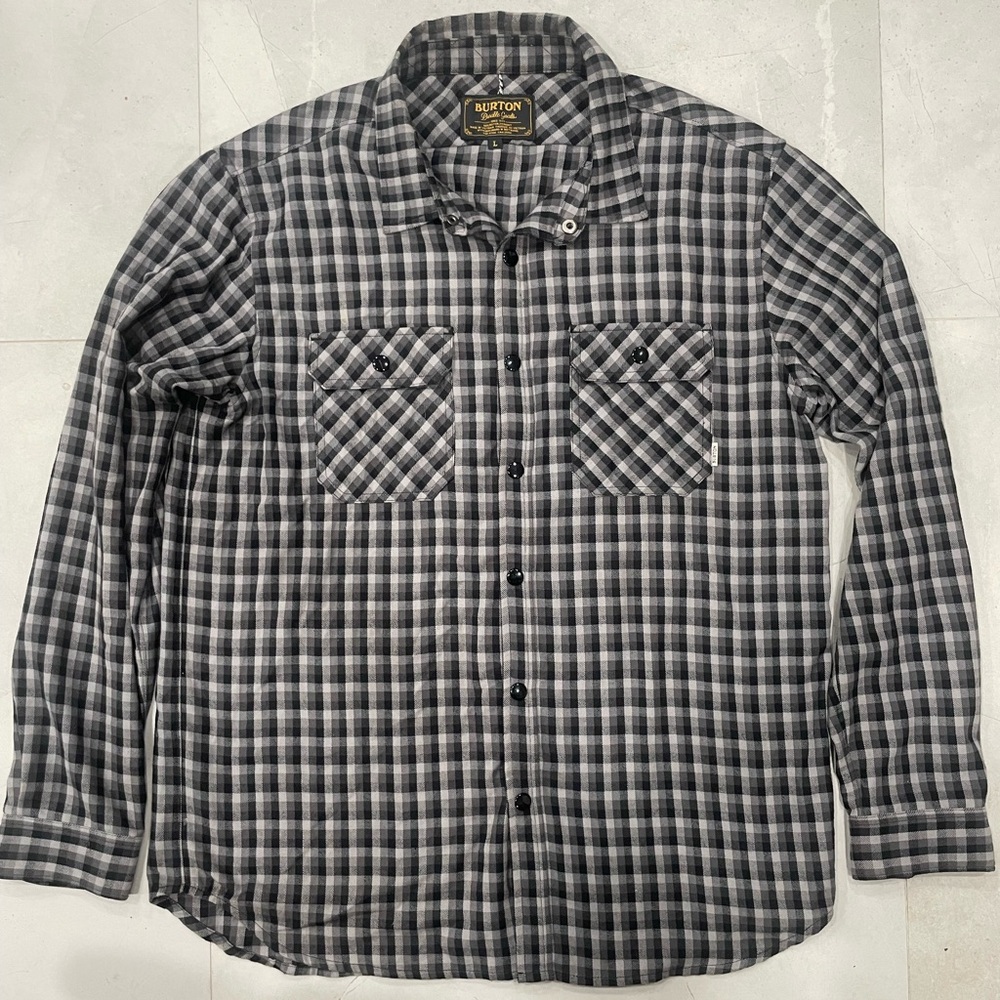 Burton Snowboards Flannel (Large)